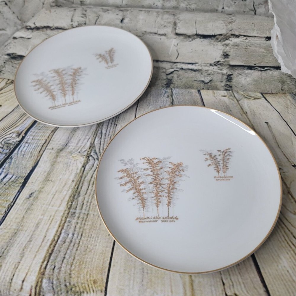 Fukagawa Arita 901 Japan Set of 2  6.25 Inch Bread Plates Gold Bamboo